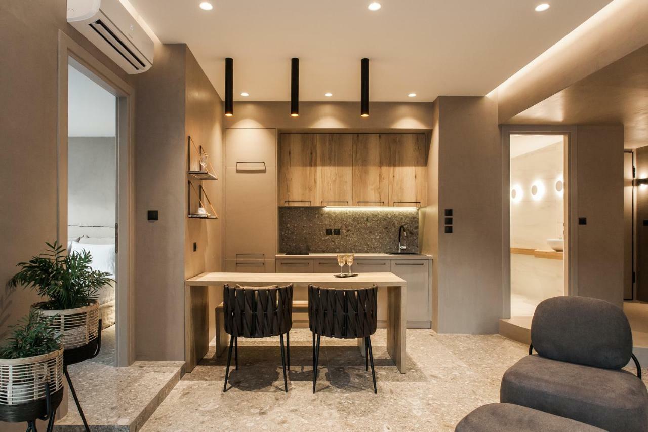 *** Boutique Syntagma Apartment W/ Plunge Pool *** Athen Eksteriør billede